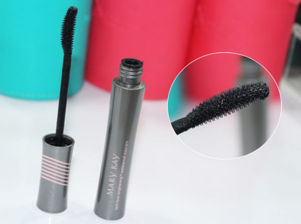 Máscara Alongara Lash Love- A  prova d'agua